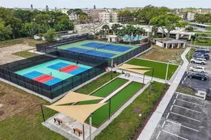 5971 Terrace Park Dr N, Saint Petersburg, FL 33709 - Photo 29