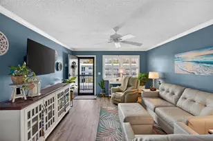 5971 Terrace Park Dr N, Saint Petersburg, FL 33709 - Photo 7