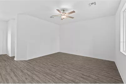 560 Bay Leaf Drive, Poinciana, FL 34759 - Photo 9