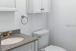 201 Bedford Trail, Sun City Center, FL 33573 - Photo 9