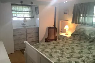 13225 101st St, Largo, FL 33773 - Photo 11