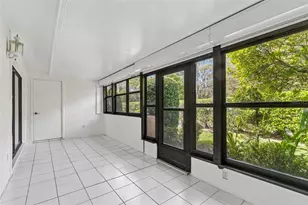 9785 86th Ave, Seminole, FL 33777 - Photo 21