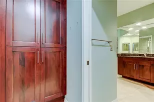 11303 Shipwatch Ln, Largo, FL 33774 - Photo 9