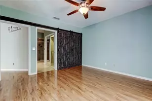 11303 Shipwatch Ln, Largo, FL 33774 - Photo 15