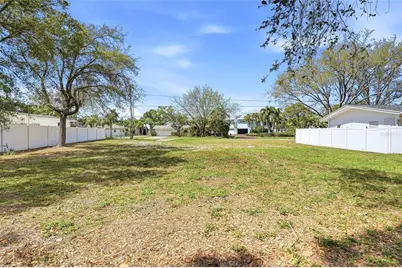 216 Shore Drive, Palm Harbor, FL 34683 - Photo 5