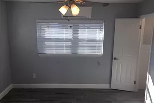 214 12th Ave N, Saint Petersburg, FL 33701 - Photo 5