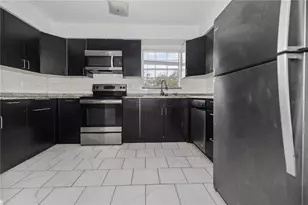 14414 Reuter Strasse Cir, Tampa, FL 33613 - Photo 7