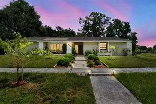 1904 Teakwood Dr, Plant City, FL 33563 - Photo 1