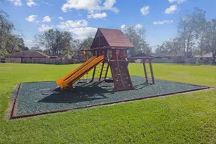 1904 Teakwood Dr, Plant City, FL 33563 - Photo 31