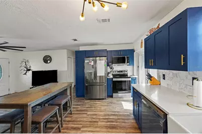 2426 17th Avenue N, Saint Petersburg, FL 33713 - Photo 5