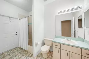 19216 Ridgelake Dr, Lutz, FL 33549 - Photo 23