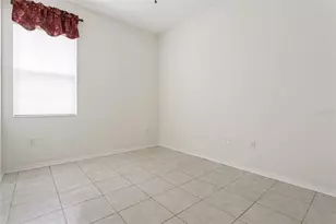 5246 Braddock Dr, Zephyrhills, FL 33541 - Photo 11