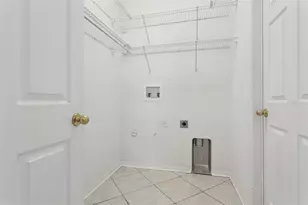 5246 Braddock Dr, Zephyrhills, FL 33541 - Photo 25