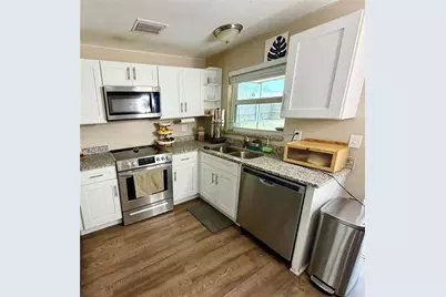 7974 Avenal Loop, New Port Richey, FL 34655 - Photo 7