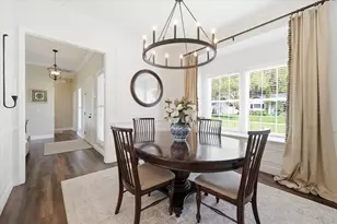 2004 Russell Dr, Tampa, FL 33618 - Photo 11