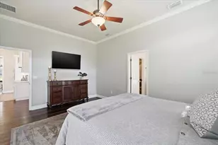 2004 Russell Dr, Tampa, FL 33618 - Photo 23