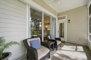 2004 Russell Dr, Tampa, FL 33618 - Photo 37