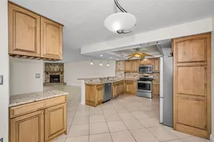 12334 Capri Cir N, Treasure Island, FL 33706 - Photo 21