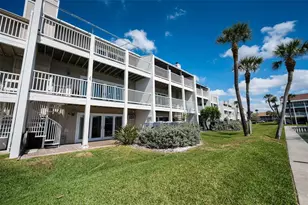 12334 Capri Cir N, Treasure Island, FL 33706 - Photo 39