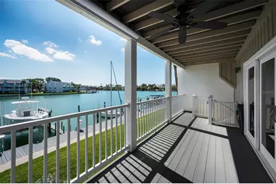 12334 Capri Circle N, Treasure Island, FL 33706 - Photo 5