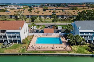 12334 Capri Cir N, Treasure Island, FL 33706 - Photo 47