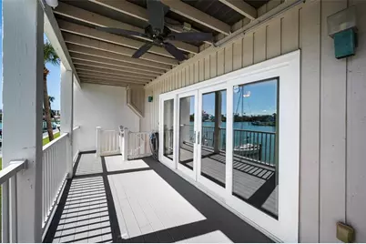 12334 Capri Circle N, Treasure Island, FL 33706 - Photo 7