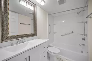 12334 Capri Cir N, Treasure Island, FL 33706 - Photo 35