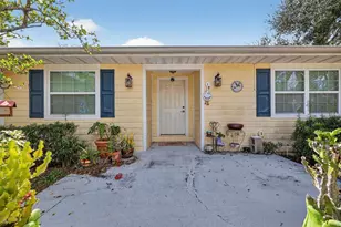 10262 Memorial Hwy, Tampa, FL 33615 - Photo 1