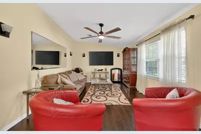 10262 Memorial Highway, Tampa, FL 33615 - Photo 27