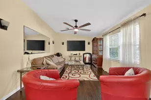 10262 Memorial Hwy, Tampa, FL 33615 - Photo 27