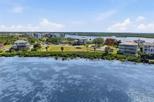 26 Harborpointe Dr, Port Richey, FL 34668 - Photo 23