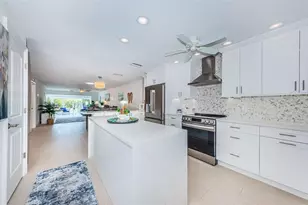 476 Boca Ciega Point Blvd S, Saint Petersburg, FL 33708 - Photo 15
