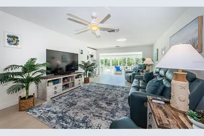476 Boca Ciega Point Boulevard S, Saint Petersburg, FL 33708 - Photo 27