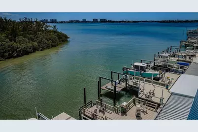 476 Boca Ciega Point Boulevard S, Saint Petersburg, FL 33708 - Photo 45