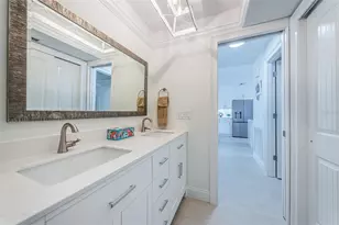 476 Boca Ciega Point Blvd S, Saint Petersburg, FL 33708 - Photo 37