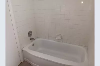 4942 Oxford Avenue N, Saint Petersburg, FL 33710 - Photo 11