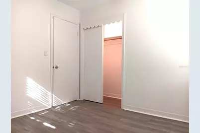 4942 Oxford Avenue N, Saint Petersburg, FL 33710 - Photo 13