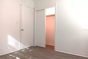 4942 Oxford Ave N, Saint Petersburg, FL 33710 - Photo 13