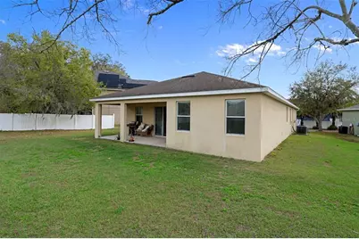 36154 Laguna Hills Circle, Zephyrhills, FL 33541 - Photo 17