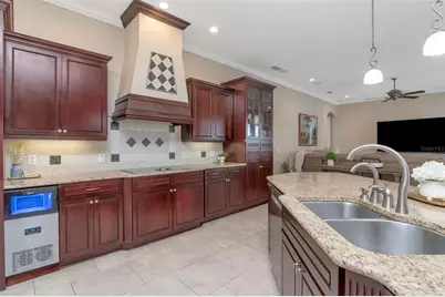 1022 Emerald Creek Drive, Valrico, FL 33596 - Photo 31