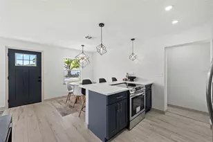 7331 36th Ave N, Saint Petersburg, FL 33710 - Photo 13