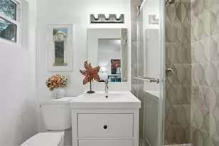 1190 79th Ave N, Saint Petersburg, FL 33702 - Photo 21