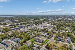 1916 35th St S, Saint Petersburg, FL 33711 - Photo 23