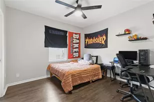 5940 & 5934 Meadowlane St, New Port Richey, FL 34652 - Photo 9