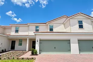 556 Bay Leaf Dr, Poinciana, FL 34759 - Photo 1