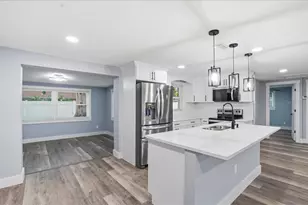 5721 65th Ave N, Pinellas Park, FL 33781 - Photo 9