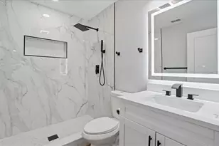 5721 65th Ave N, Pinellas Park, FL 33781 - Photo 11