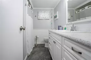 2266 Piazza Dr, Sarasota, FL 34238 - Photo 33