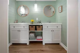 2266 Piazza Dr, Sarasota, FL 34238 - Photo 25