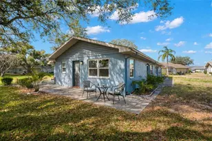 1904 Canterbury Ln, Sun City Center, FL 33573 - Photo 23